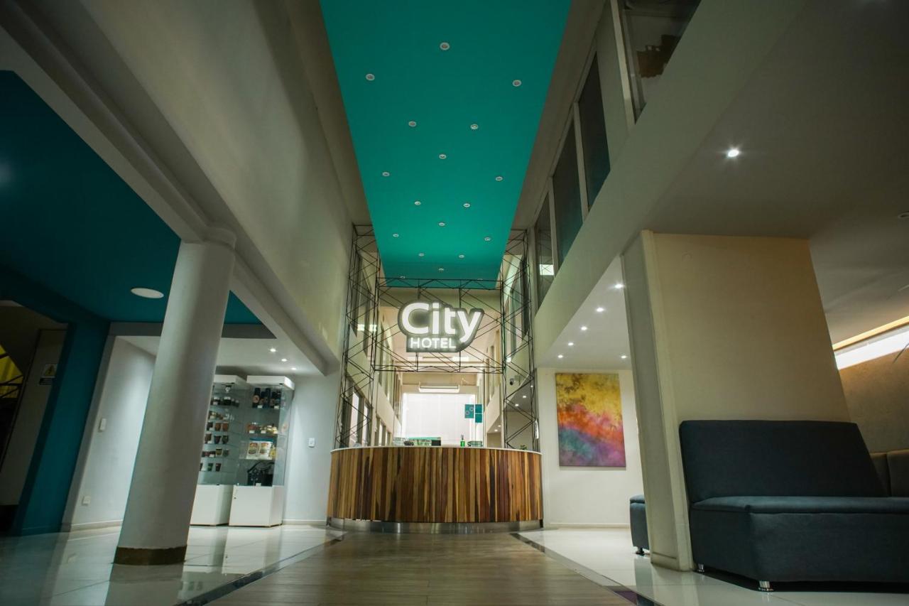 Hotel City Posadas Kültér fotó