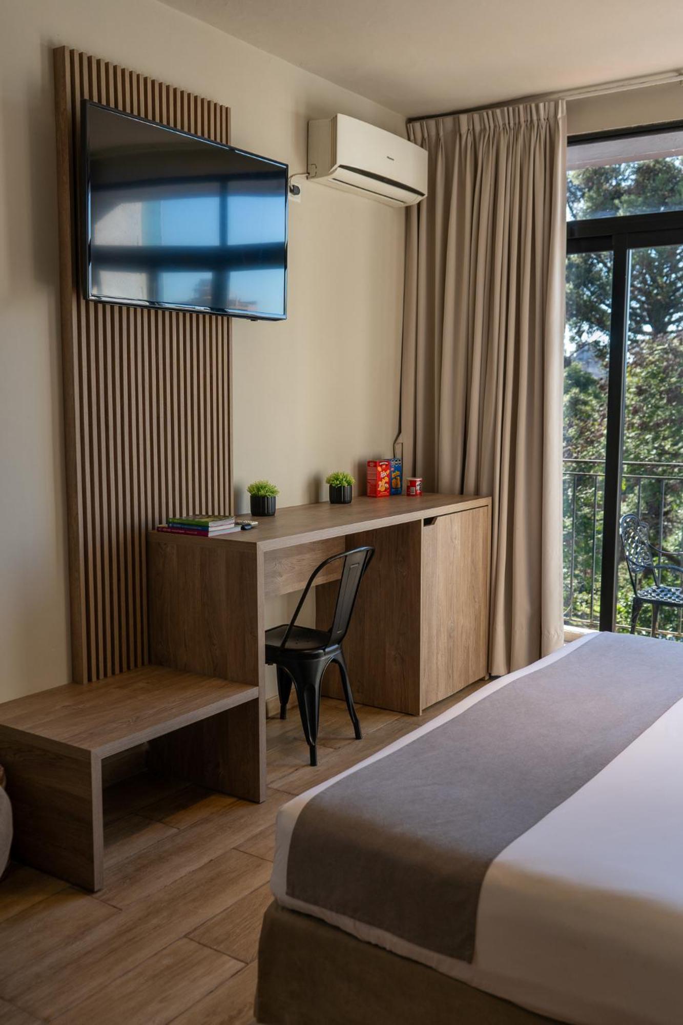 Hotel City Posadas Kültér fotó
