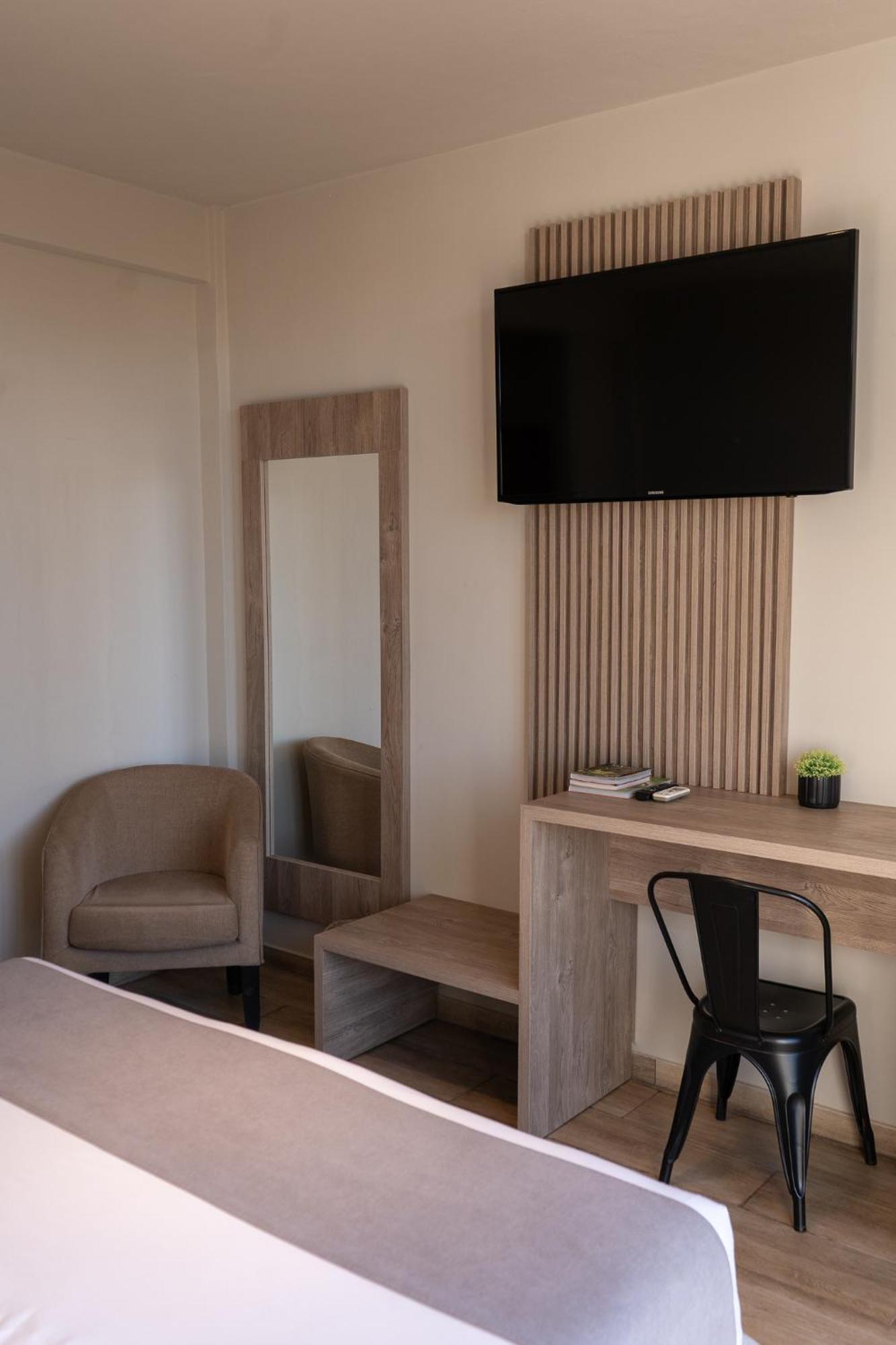 Hotel City Posadas Kültér fotó