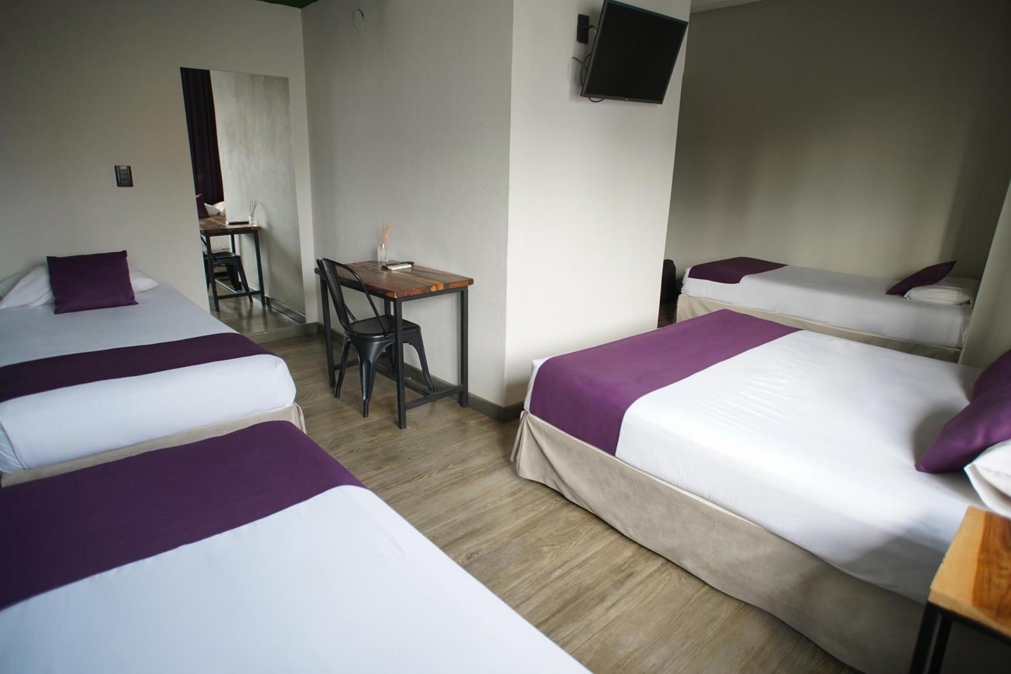 Hotel City Posadas Kültér fotó