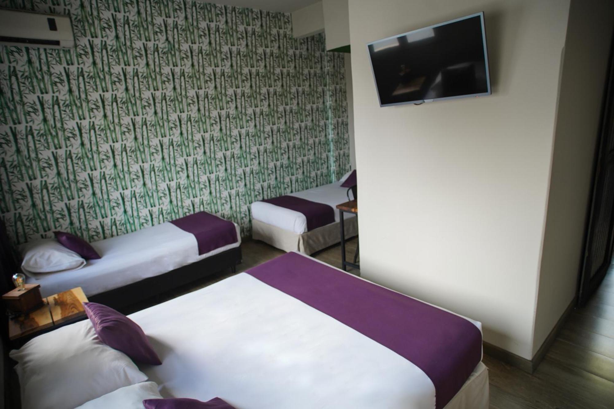 Hotel City Posadas Kültér fotó